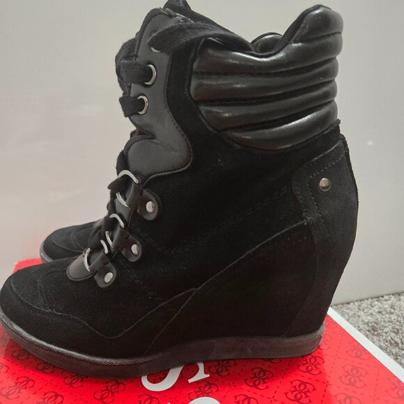 Guess Suede Black Wedge Boots Size 8.5 - Picture 3 of 4